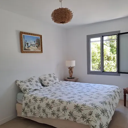 Villa Climatisee, Avec 3 , Piscine, Et Terrain Arbore Saint-Cyr-sur-Mer