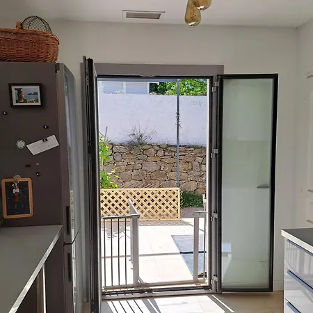 Climatisee, Avec 3 , Piscine, Et Terrain Arbore Saint-Cyr-sur-Mer